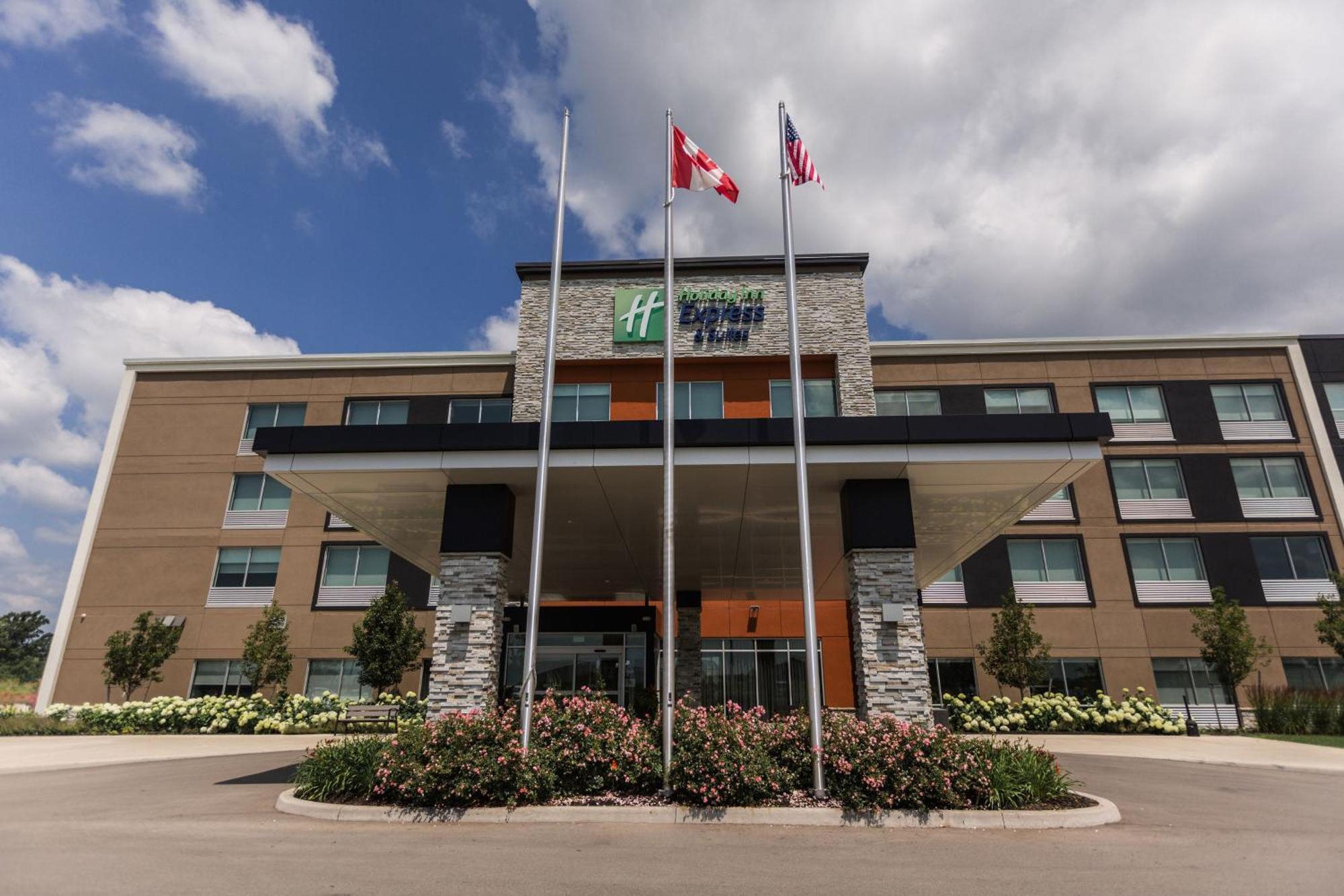 Holiday Inn Express & Suites - Welland Extérieur photo